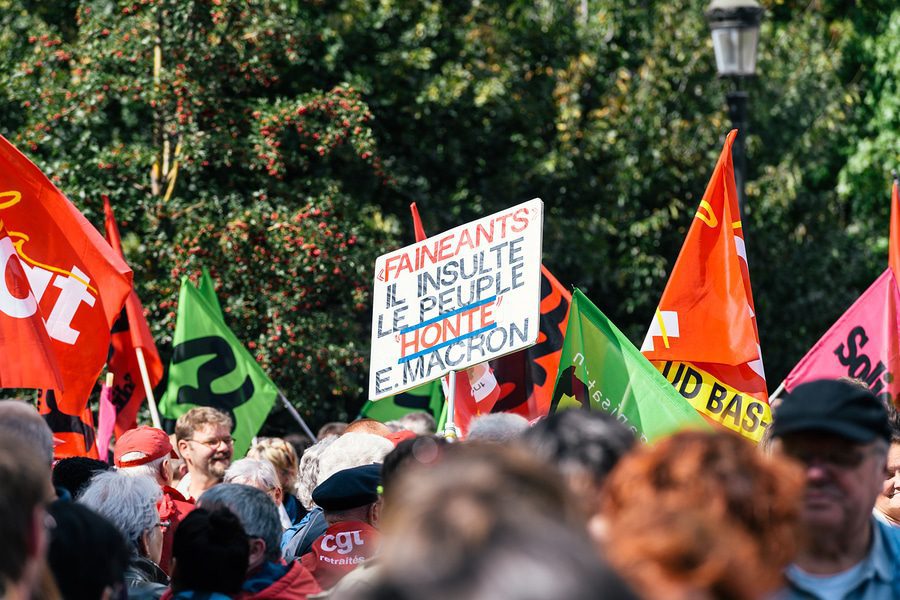 Streik – Rechtmäßigkeit und Unterlassung einer Blockade