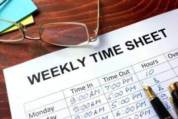 Abmahnung wegen Arbeitszeiterfassung – Entfernung aus der Personalakte