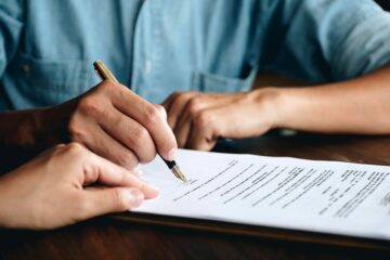 Aufhebungsvertrag – Schriftformerfordernis – widersprüchliches Verhalten