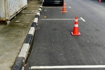 Arbeitsunfall – Haftungsprivileg – Parkplatz als Betriebsfläche