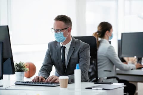 Corona-Pandemie – Beschäftigung eines Arbeitnehmers ohne Mund-Nasen-Bedeckung