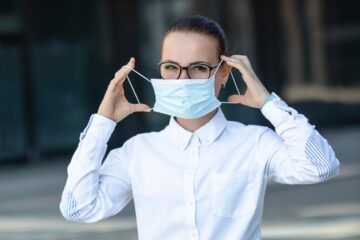 Corona-Pandemie – fristlose Kündigung bei Weigerung Mund-Nasen-Bedeckung zu tragen