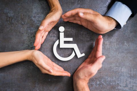 Zusatzurlaub für schwerbehinderte Menschen - Urlaubsübertragung - betriebliche Übung