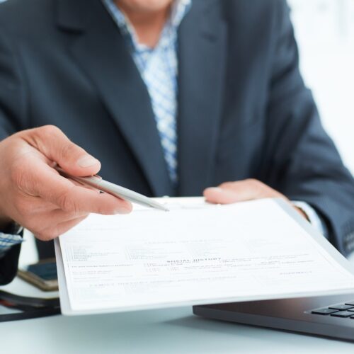 Fehlerhafte Arbeitsbescheinigung und Rechtsstreit